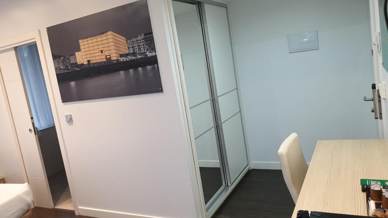 Pension Riberas Del Urumea San Sebastián Esterno foto